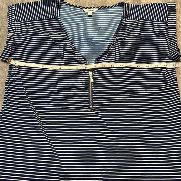 Express Women’s Cap Sleeve Blouse - Picture 5 of 7